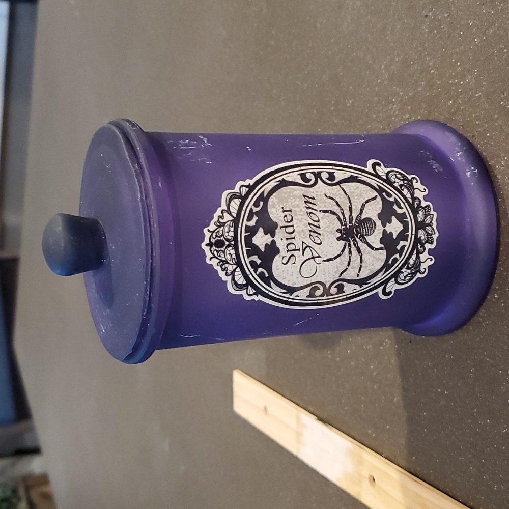 Halloween bottle - Picture 2 of 3